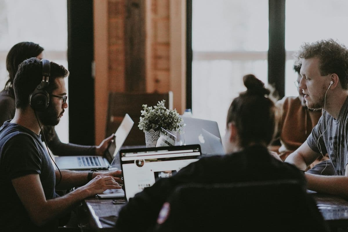Helping new businesses make their ideas real and ready for testing.